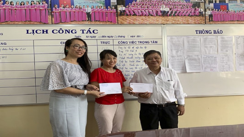 Thăm, tặng quà đoàn viên công đoàn có hoàn cảnh khó khăn