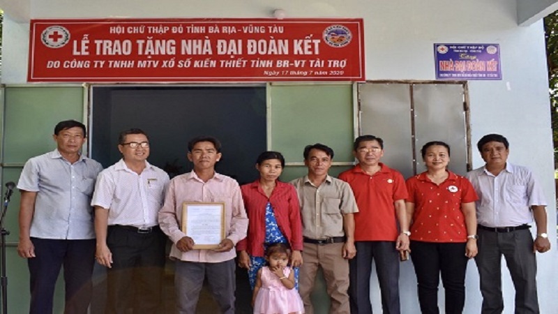 Công ty TNHH MTV Xổ số kiến thiết tỉnh BR-VT: Trao nhà 