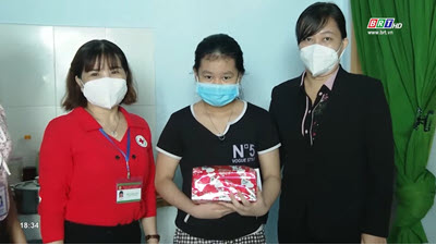 Công ty TNHH MTV Xổ số kiến thiết tỉnh Bà Rịa – Vũng Tàu: Tặng 50 phần học bổng “Thắp sáng tương lai” cho thiếu nhi vượt khó học giỏi